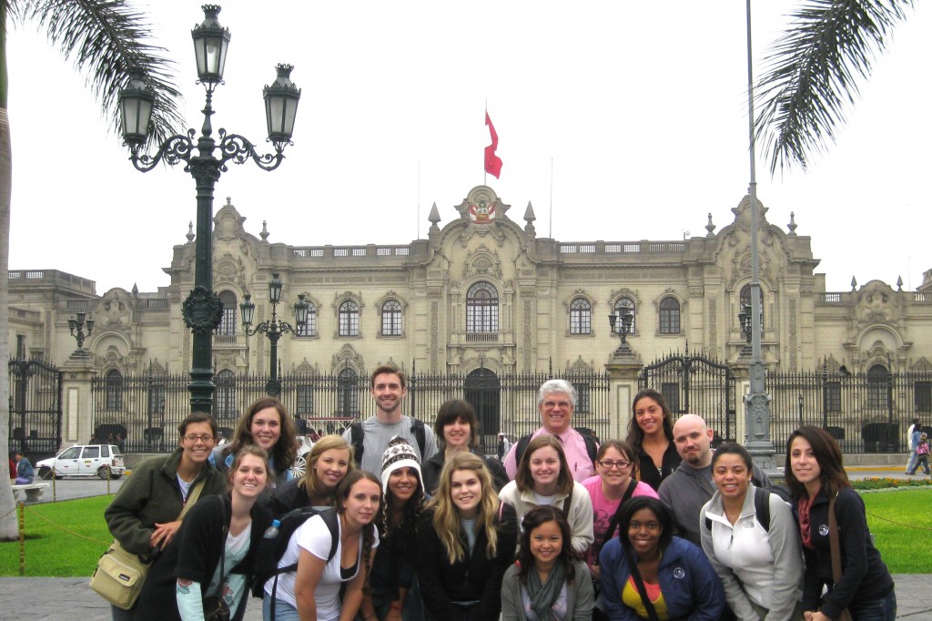 OU Journey to Latin American students enjoyed a day out touring the city and La Plaza Mayor