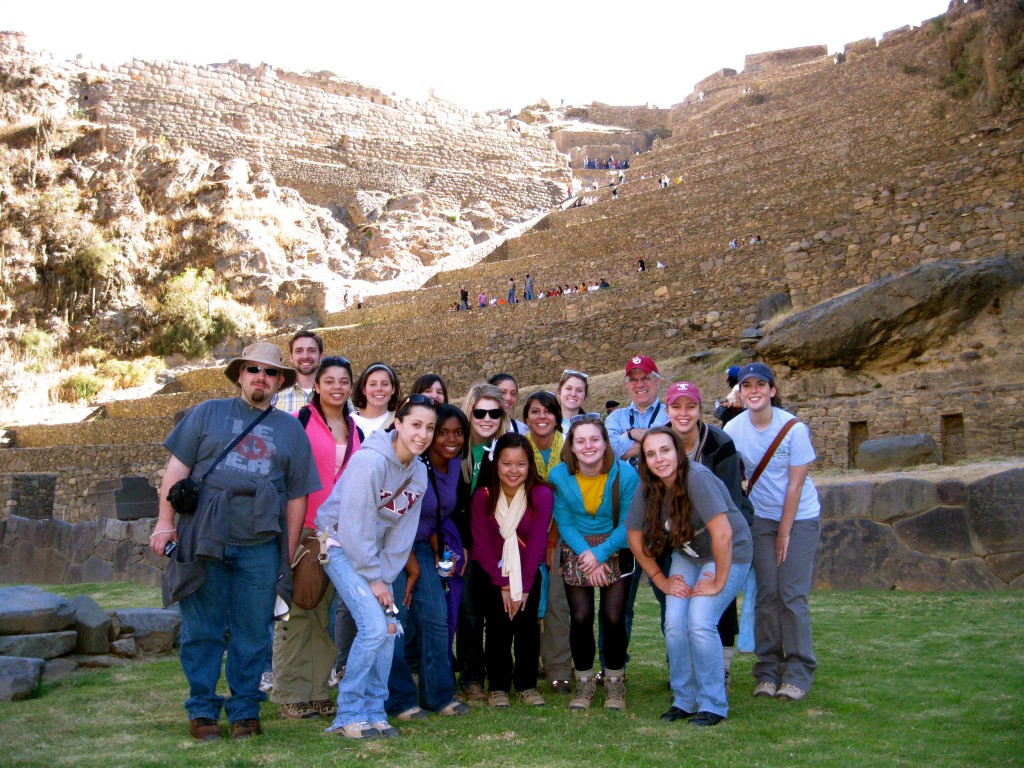After quickly inhaling our food, we met up with the rest of OU Journey to Latin America members to hike up the Ollantaytambo ruins, the second ruins of the Incans. 