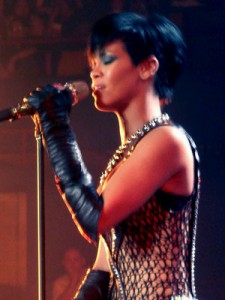 Rihanna-brisbane-cropped
